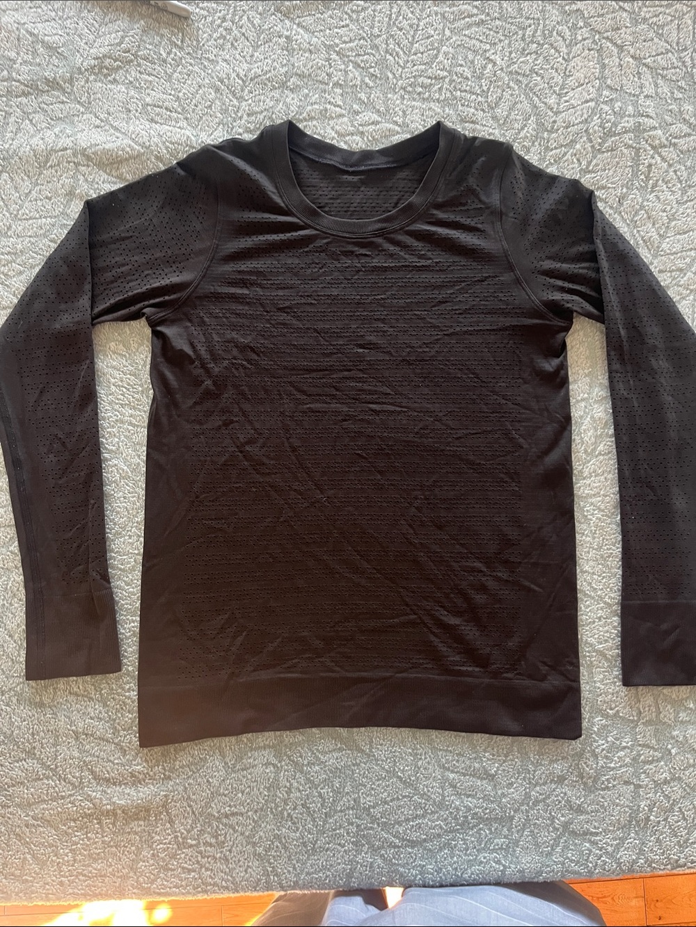 Lululemon Swiftly Perforated Long-Sleeve Shirt